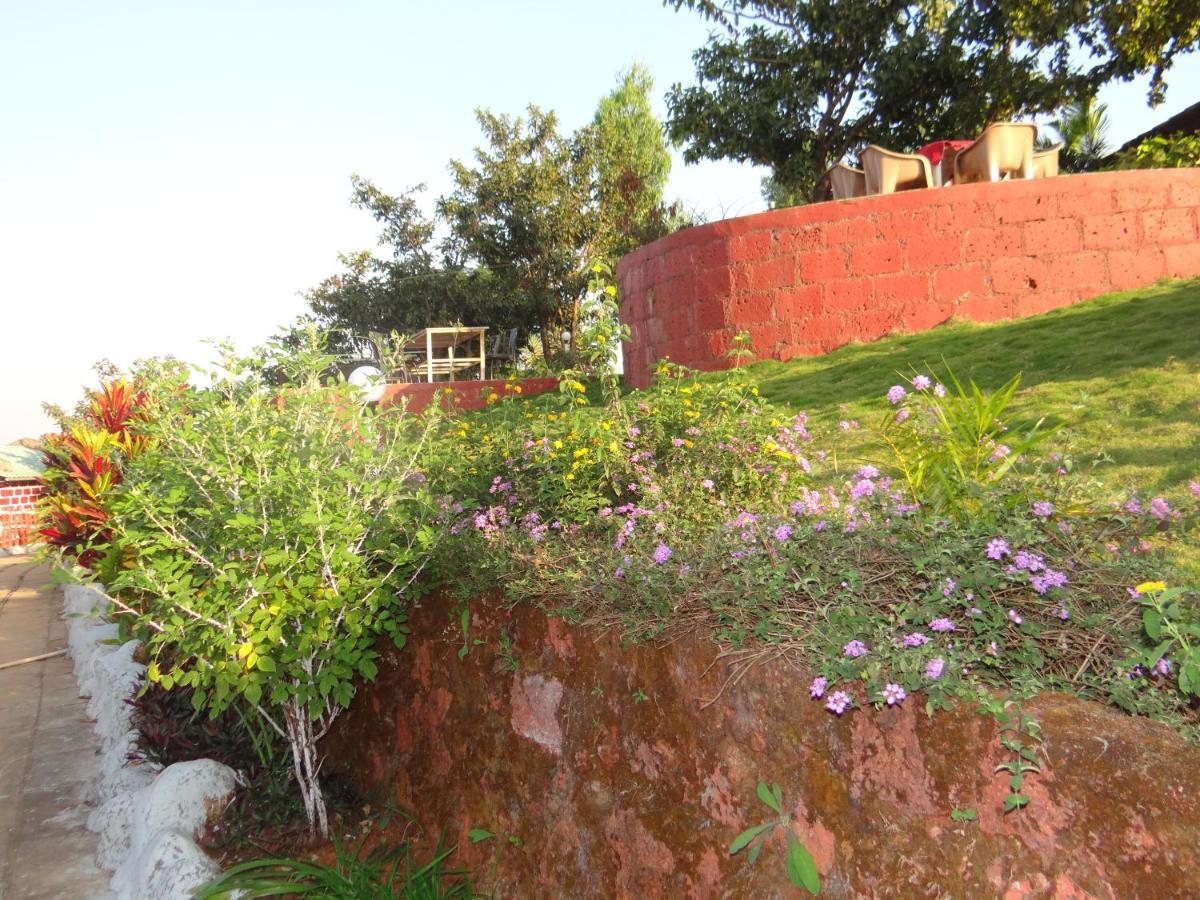 Hotel Exotic Valley Mahābaleshwar Exteriér fotografie